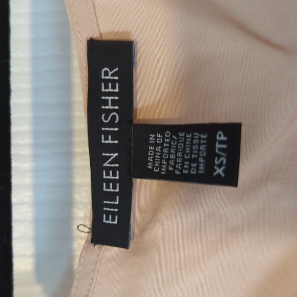 Eileen Fisher beige tencel shell - Picture 2 of 2